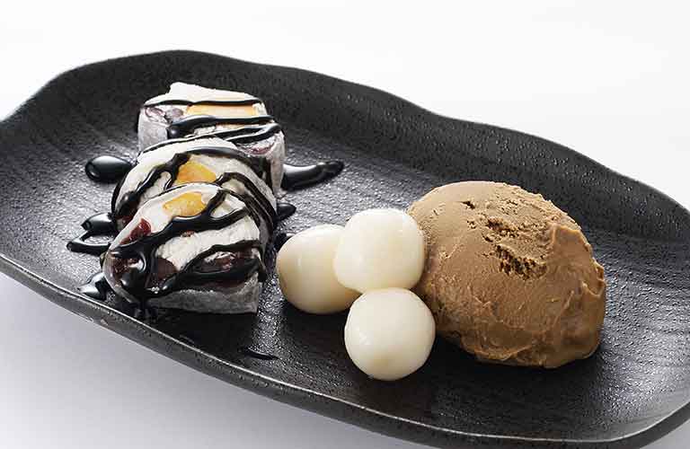 ほうじ茶アイスのもっちり雪見膳 伊達店 炭火焼ブルスタ Blusta